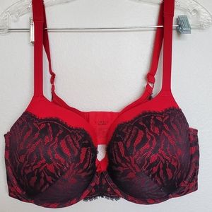 Torrid Red and Black Lace Bra - 40DDD
